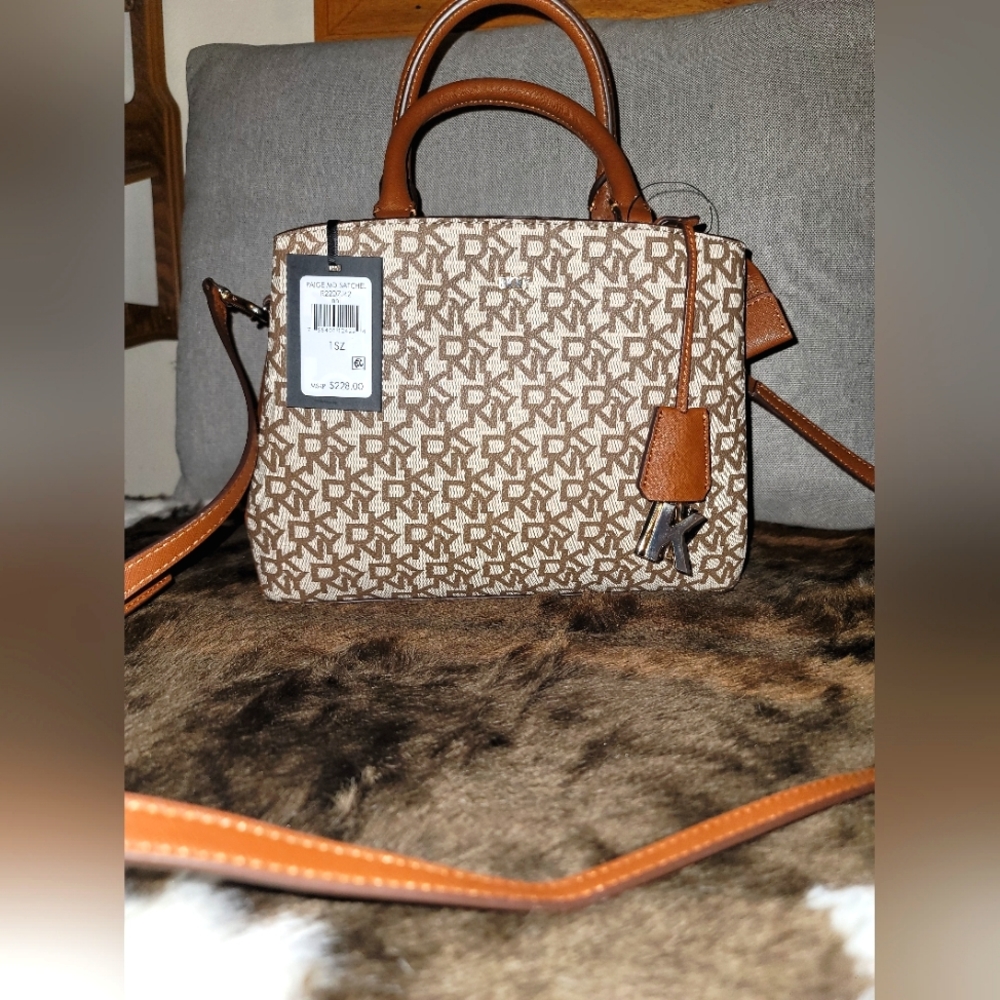 BNWT DKNY BROWN SATCHEL HANDBAG